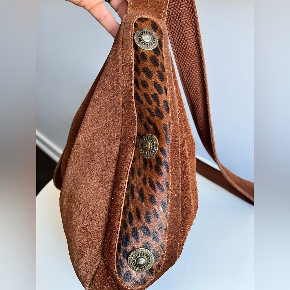 Italian Brown Suede Boho Crossbody Bag with Leopard Fur Accent - Picture 4 of 16